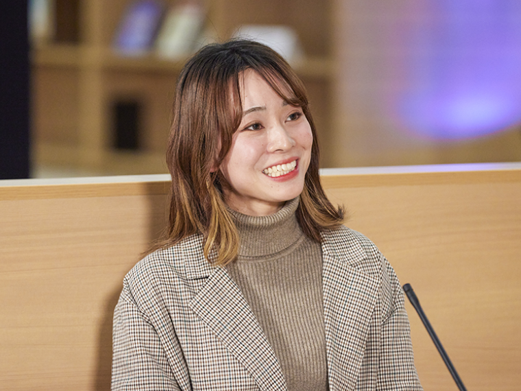 田中 なな 氏